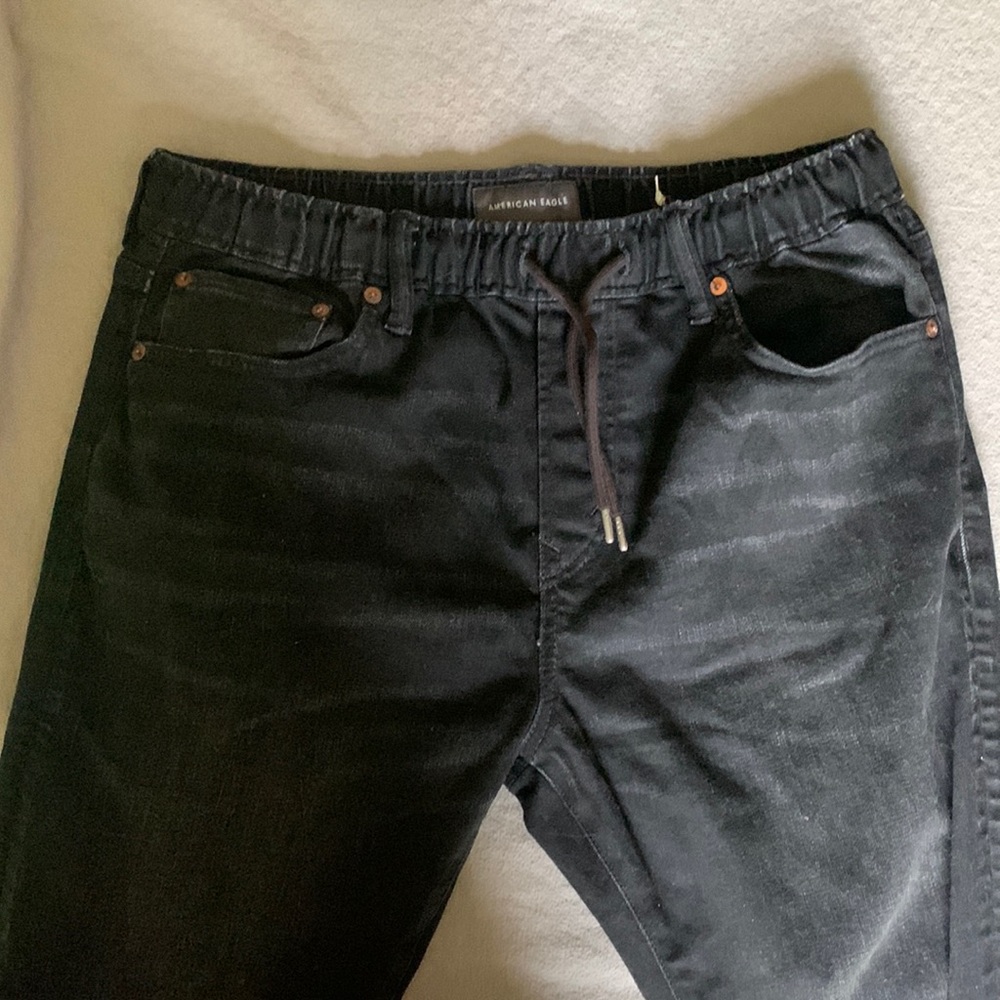 AMERICAN EAGLE MENS SIZE M BLACK JEAN JOGGER